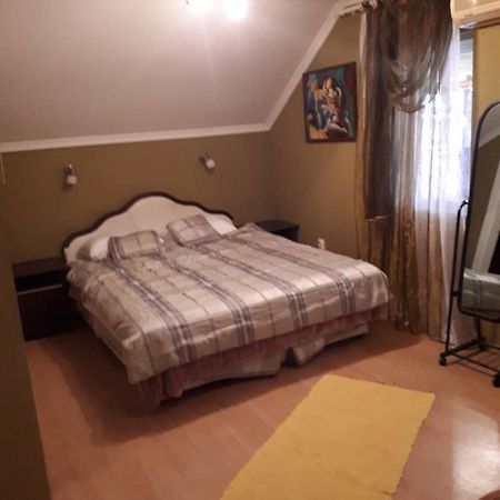 B&B Beli Andjeo Sremska Mitrovica Esterno foto